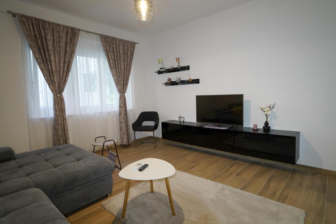 Apartment Ana สปลิท ภายนอก รูปภาพ