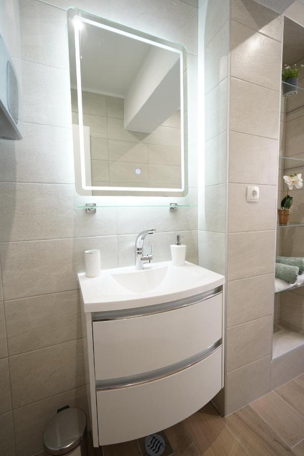 Apartment Ana สปลิท ภายนอก รูปภาพ